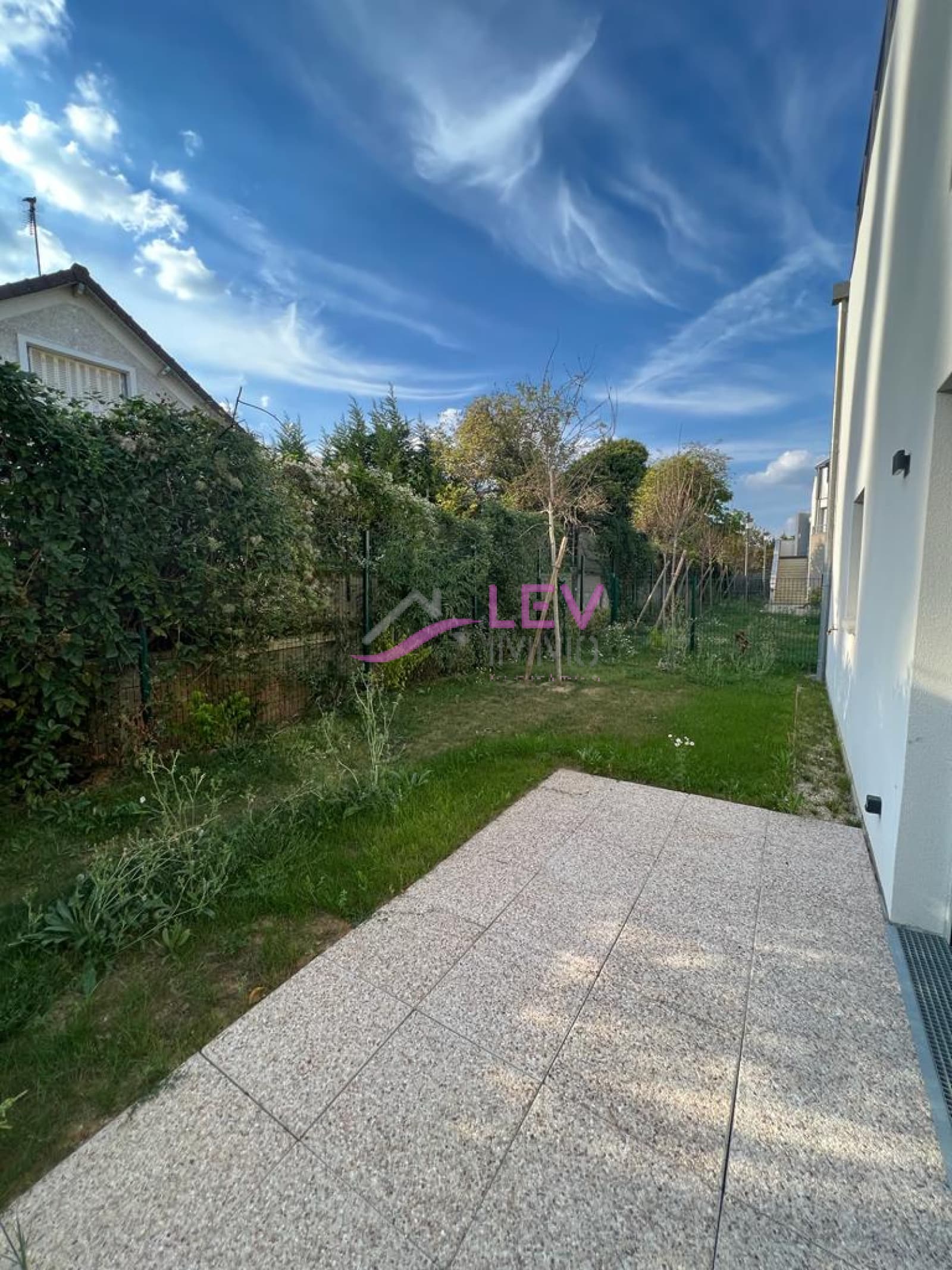 2 PIECES AVEC TERRASSE CHAMPIGNY SUR MARNE
