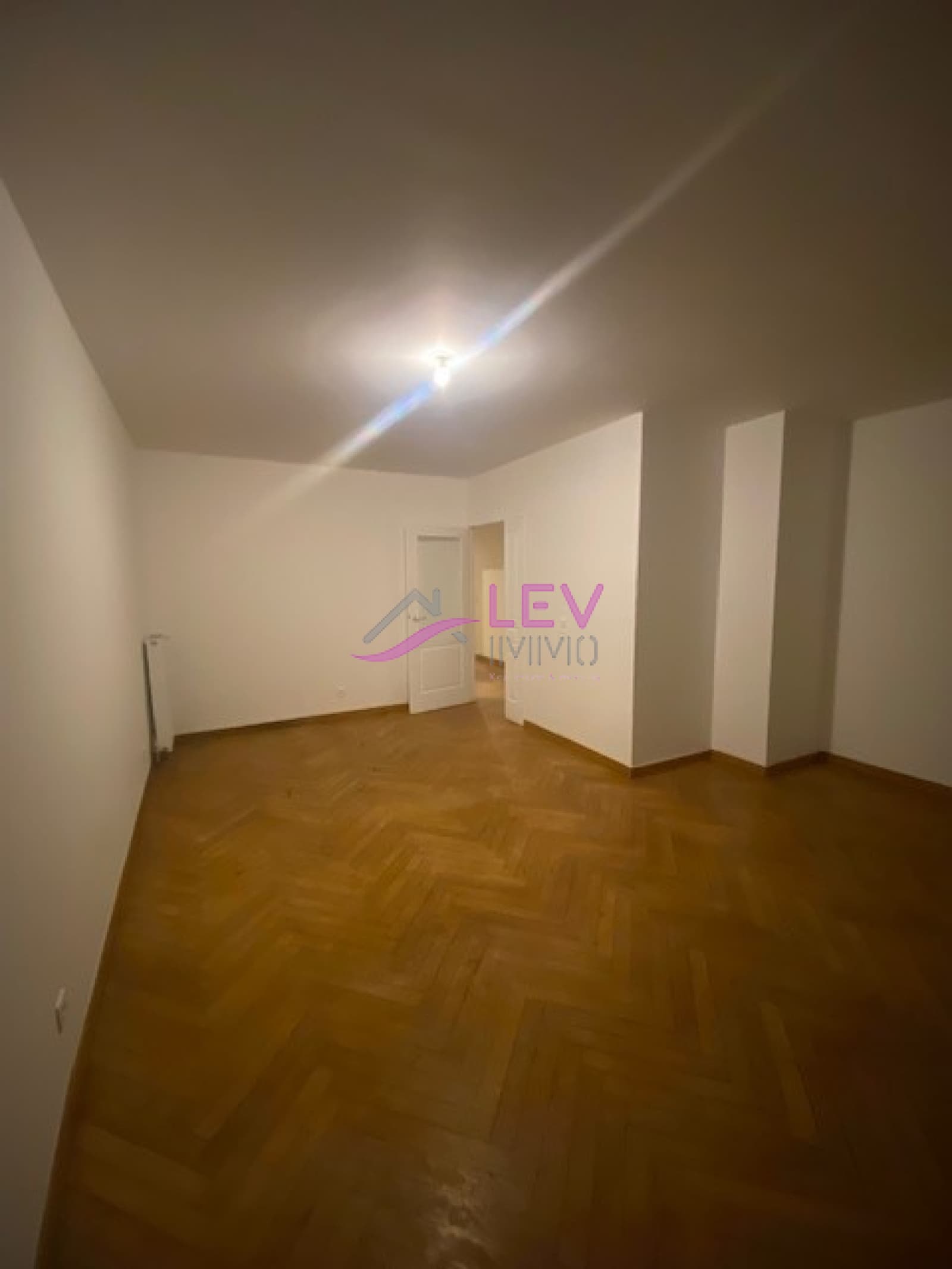APPARTEMENT 2 PIECES RDC VILLETANEUSE